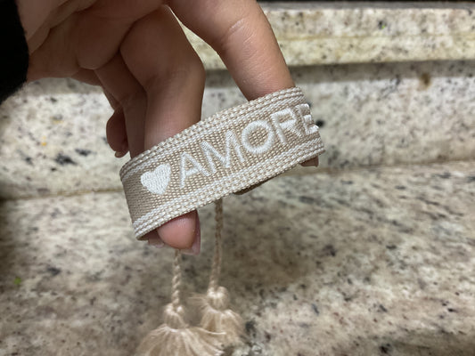 Brazalete tejido