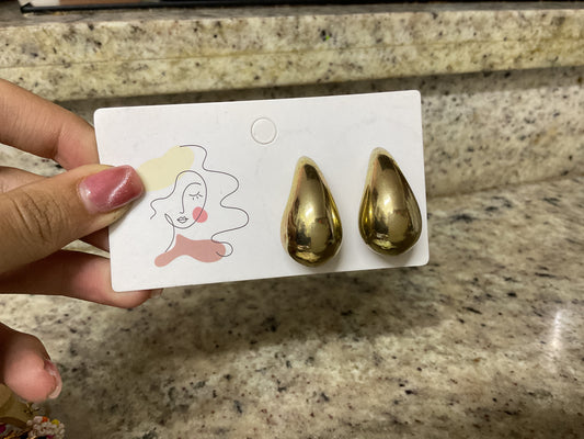 Zarcillos gold gotas medianas